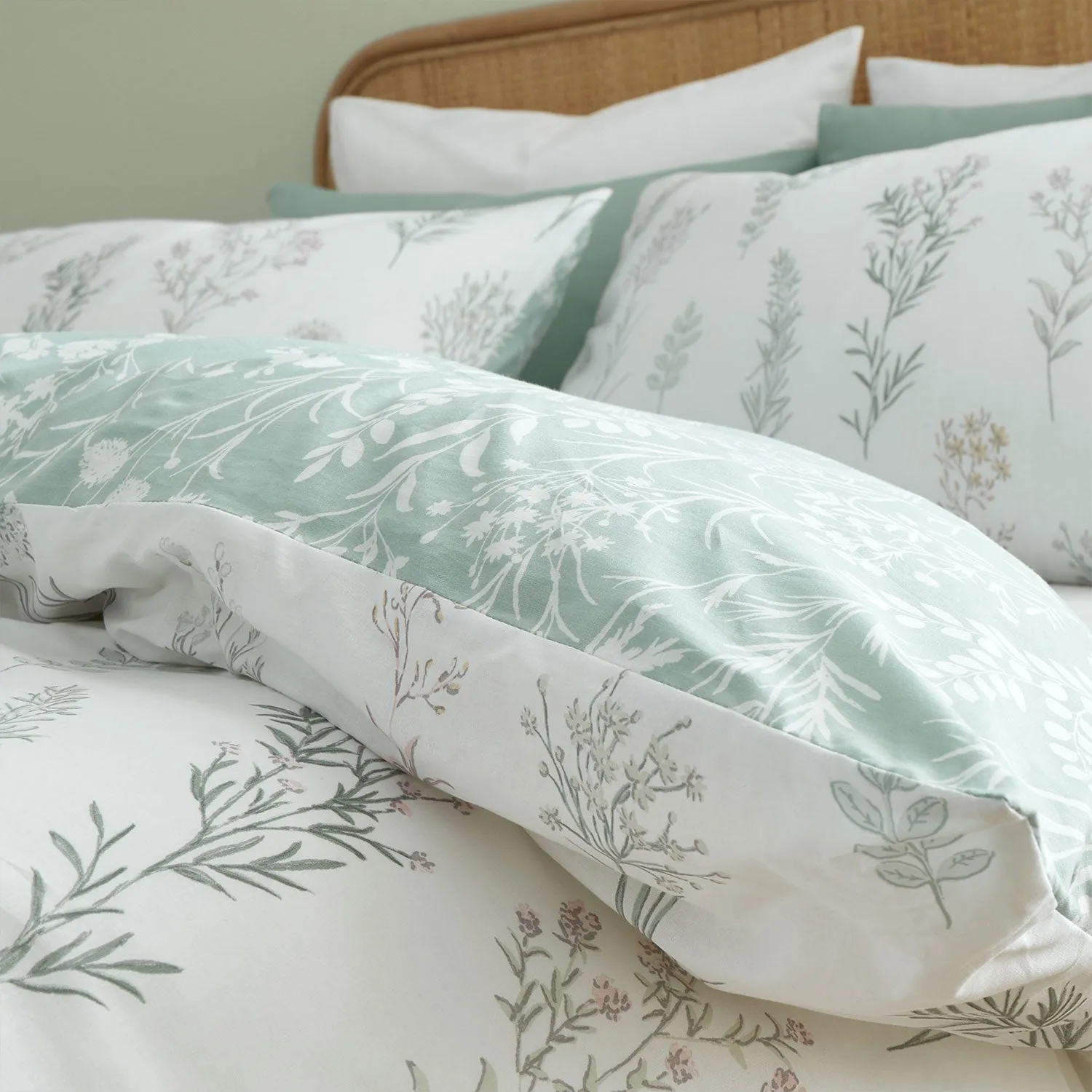 Bianca Wild Flowers 200TC Cotton Duvet Set