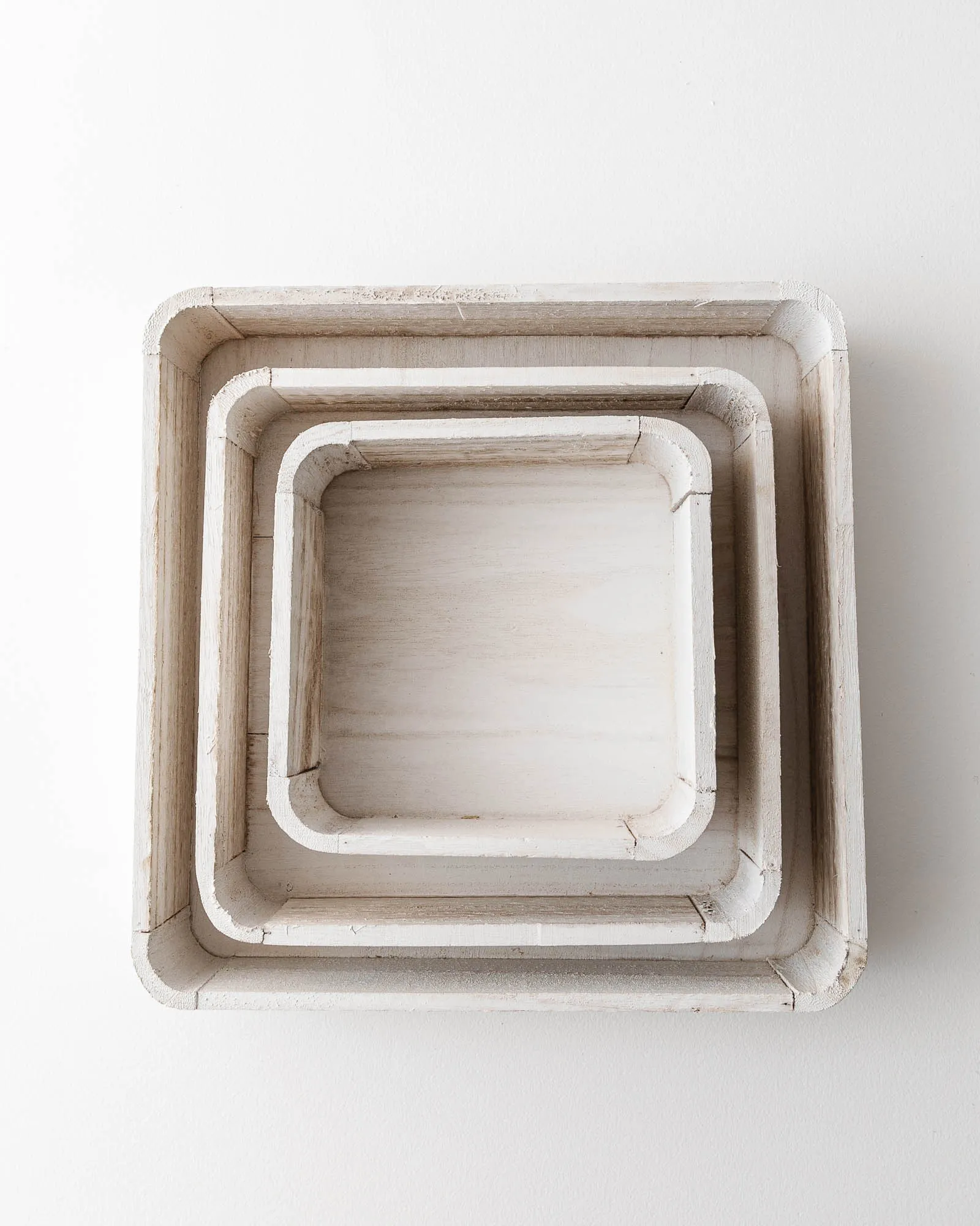 Bleached Wood Nesting Trays