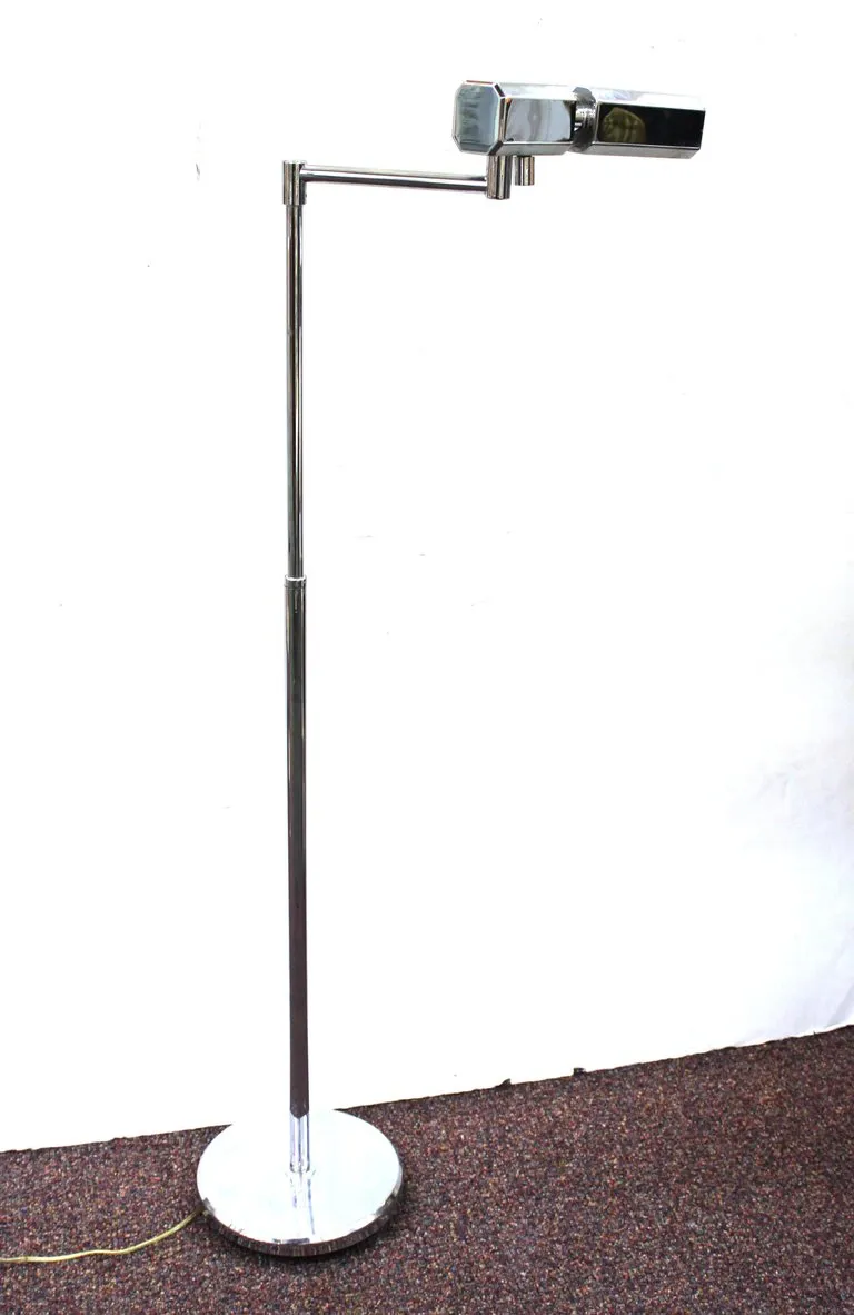 Mid-Century Modern Metal Reading Lamp with Adjustable Height