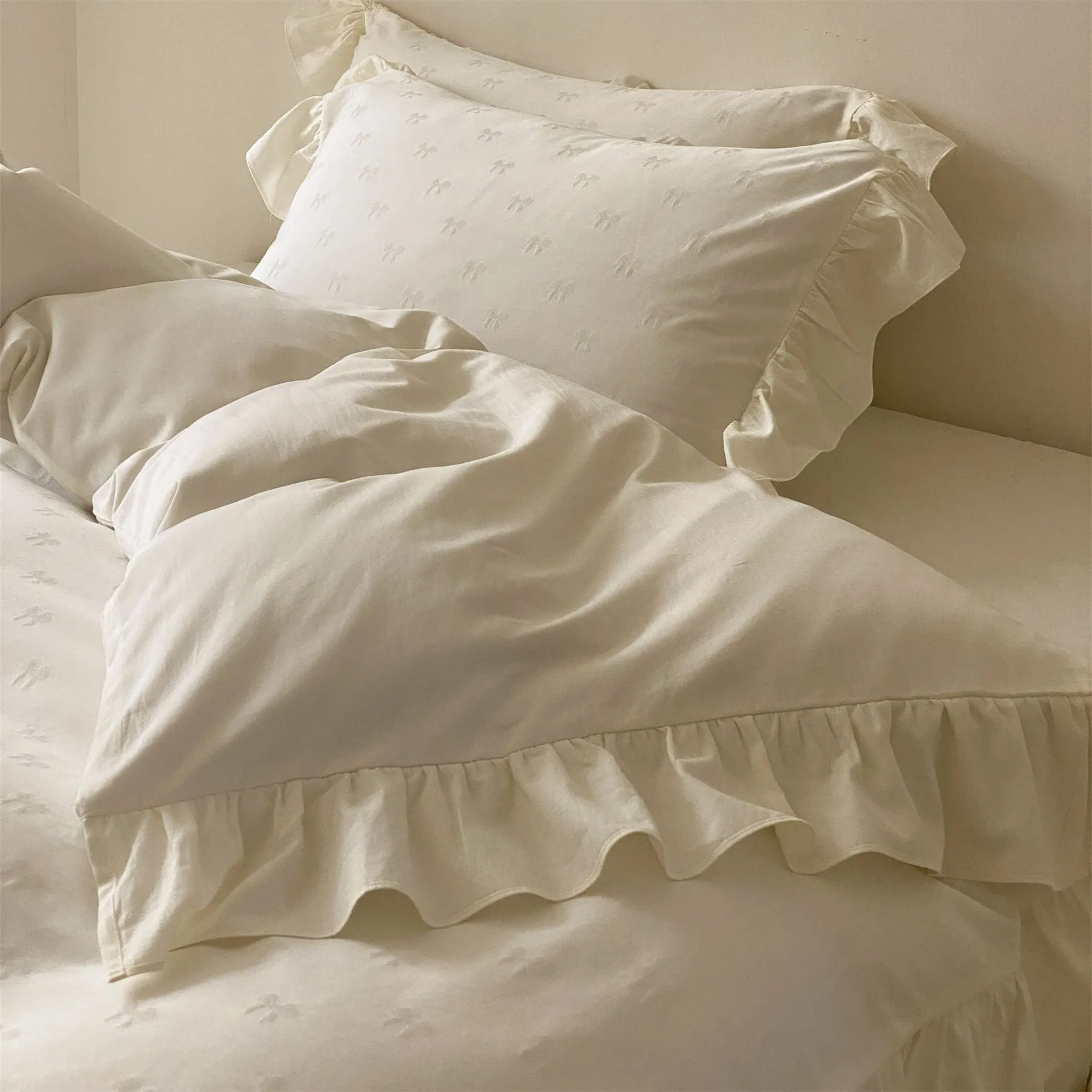 Mimi Ribbon Ruffle White Bedding Bundle